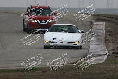 media/Nov-28-2025-Speed SF (Fri) [[b9fcb3577c]]/Green/Session 3 (Outside Grapevine)/